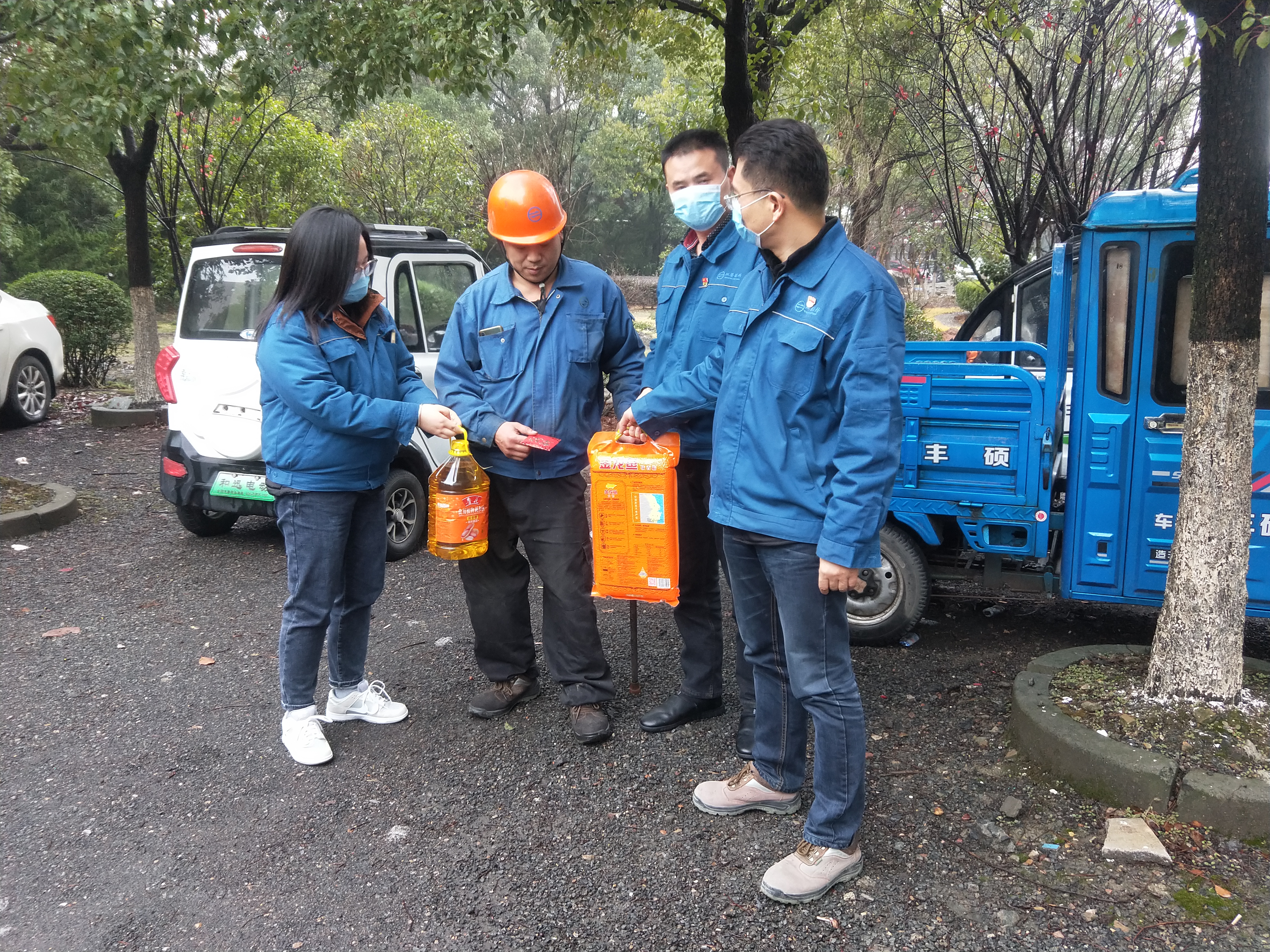 暖心！公司年終走訪慰問困難職工