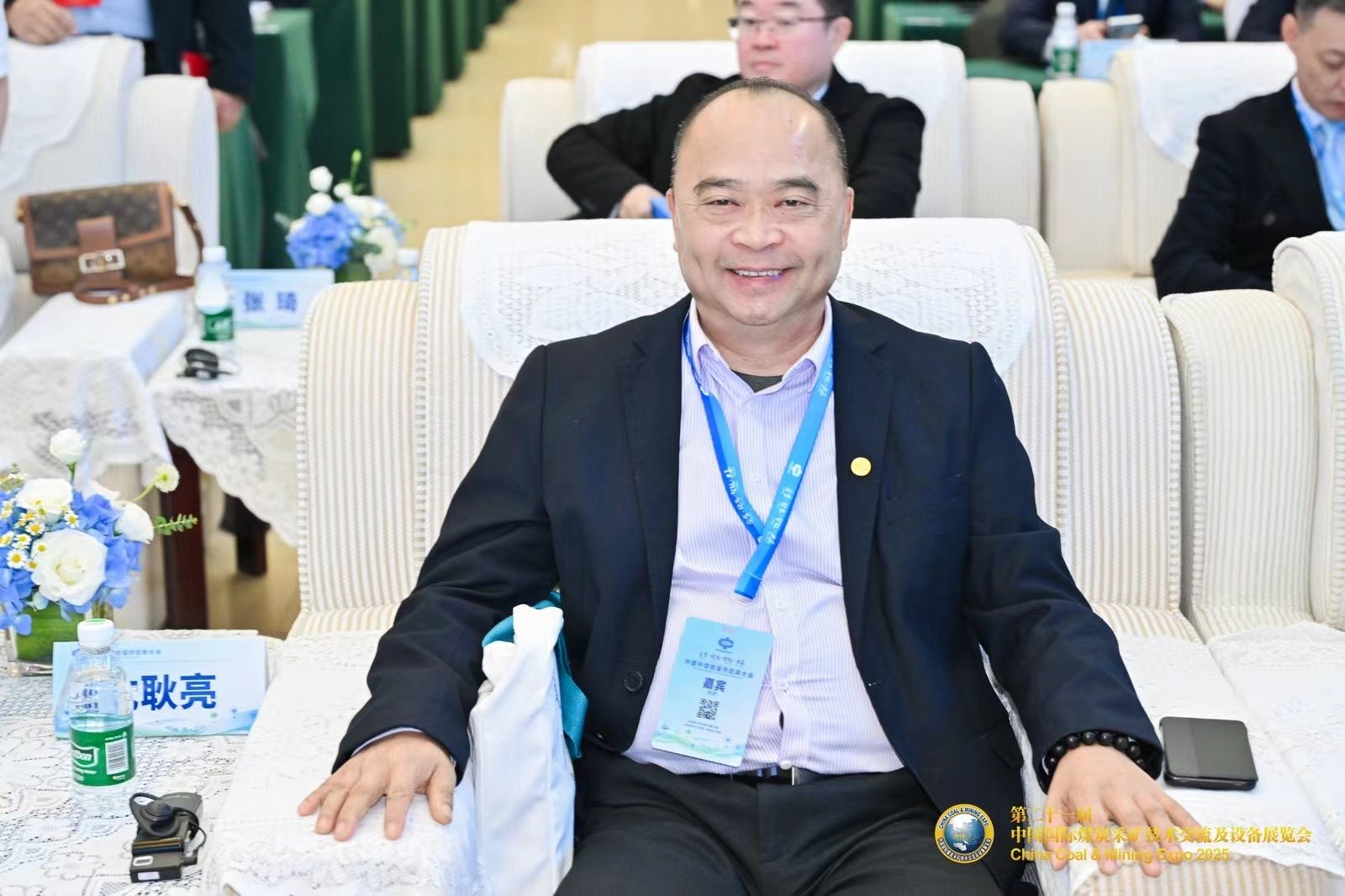 176180935578655149AF.jpg 176180935578655149AF.jpg